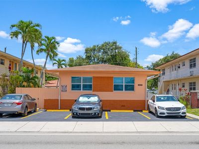 4450 W Flagler St