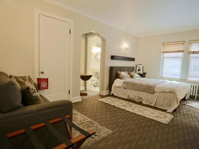 1028 East Juneau AVENUE #327