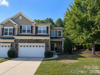 706 Deerbrook Ln