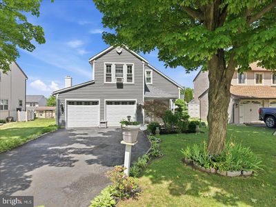 12 Pebble Dr