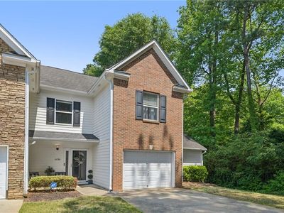 6694 Villa Ct