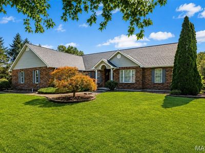 228 Lakeview Dr