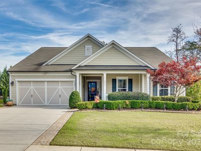 1035 Crescent Moon Dr