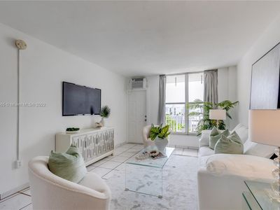 1300 Lincoln Rd #B802