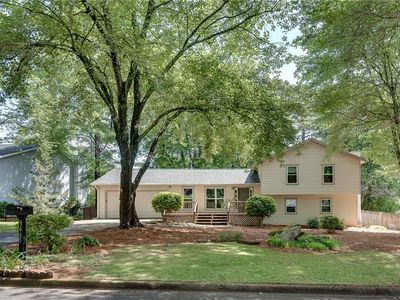 9665 Pine Thicket Way