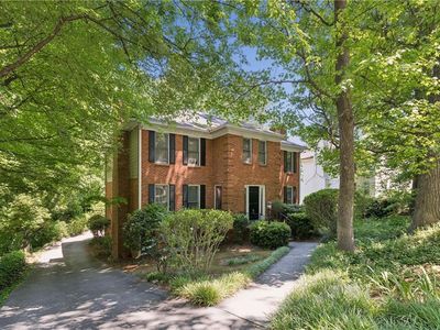 795 N Parkwood Rd