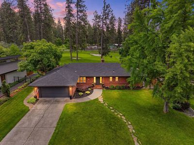 1316 E Club Ct