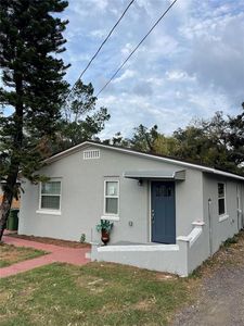 8517 N HIGHLAND AVENUE