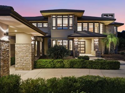 988 Villa Del Sol