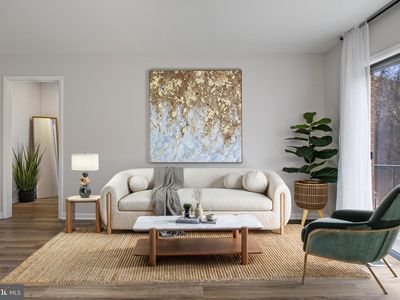 10656 Weymouth St APT 202