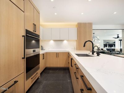 684 W Lionshead Cir UNIT 304