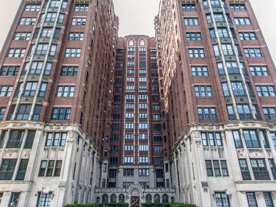 5838 S Stony Island Ave #5E