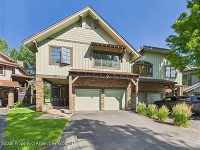 1264 Crystal Bluffs Loop