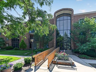 325 S Yellowstone Dr APT 227