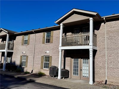 Property at 203 Colonial Club Drive, New Albany, IN
