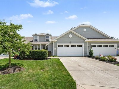 566 Hyannis Port Cir