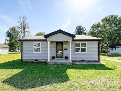 Property at 112 NW 4th St, Casey, IL