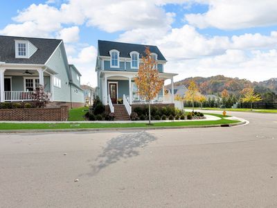 800 Horizon Dr
