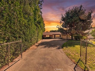 36 E Longden Ave