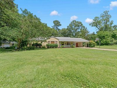 11437 Old South Dr