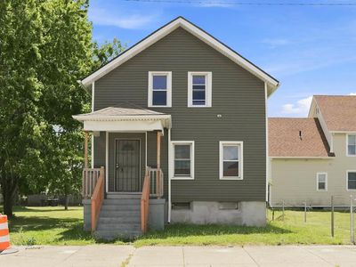 708 E Jefferson Blvd