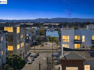 201 4th St APT 408