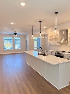 3319 SE Mp Pkwy #101