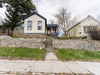 6 Chaucer St