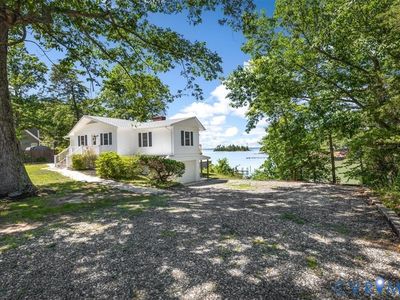 483 Mechams Cove Rd