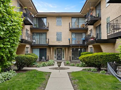 4208 N Keystone Ave APT 3F