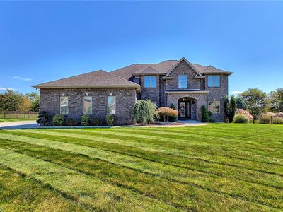 7521 Natalie Ln