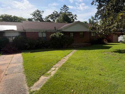 Property at 2906 Bel Air Dr, Marshall, TX