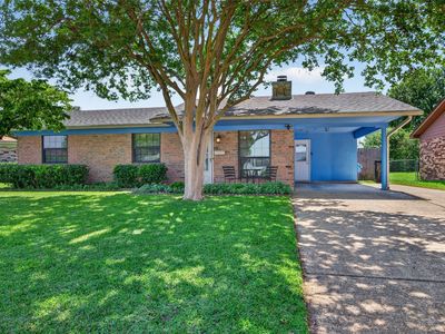 3524 Holiday Pl