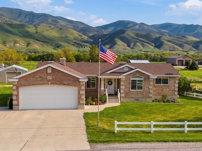 3510 N Morgan Valley Dr W