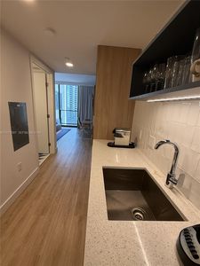 159 NE 6th St #1920