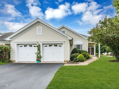 2 Summerlawn Drive