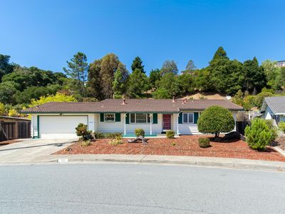 75 Twelveoak Hill Drive