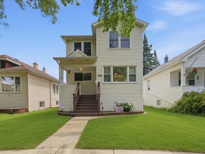 2231 N 75th Ave