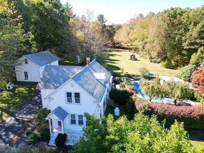 85 Bailey Rd