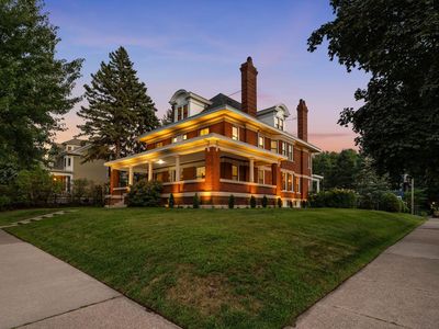794 Lincoln Ave