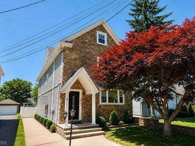 11 Insley Ave