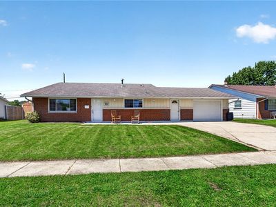 415 Falcon Dr