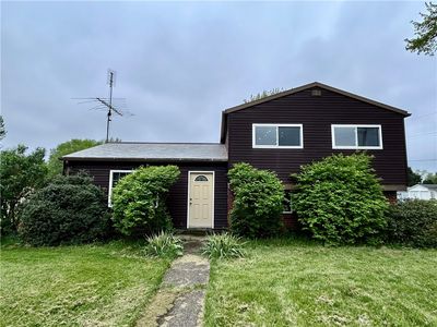 1702 Brentwood Dr