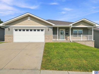 2729 NW Columbine Dr