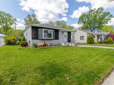 Property at 23636 Beverly St, Saint Clair Shores, MI