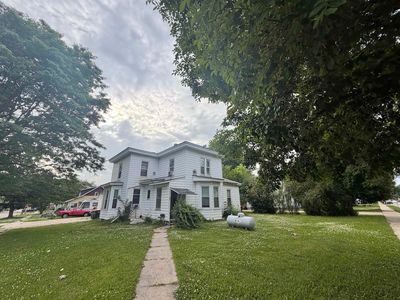 608 N Main St