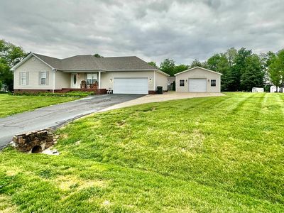 224 Benjamin Ln