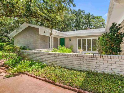 3 Navaho Dr