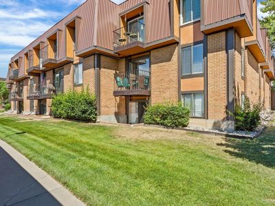 3231 Lakeside Dr APT 102