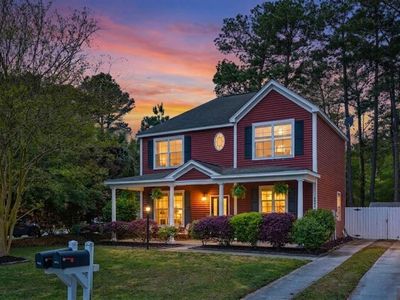 8945 Planters Row Ln